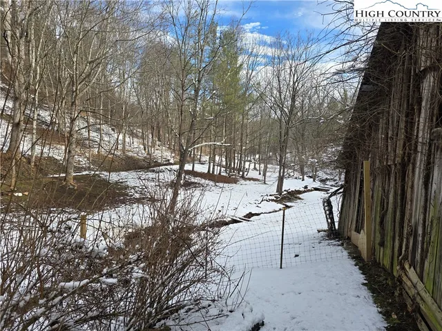 $369,900 | 325 Sawyers Road, Warrensville, NC 28693