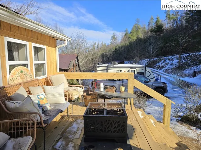 $369,900 | 325 Sawyers Road, Warrensville, NC 28693