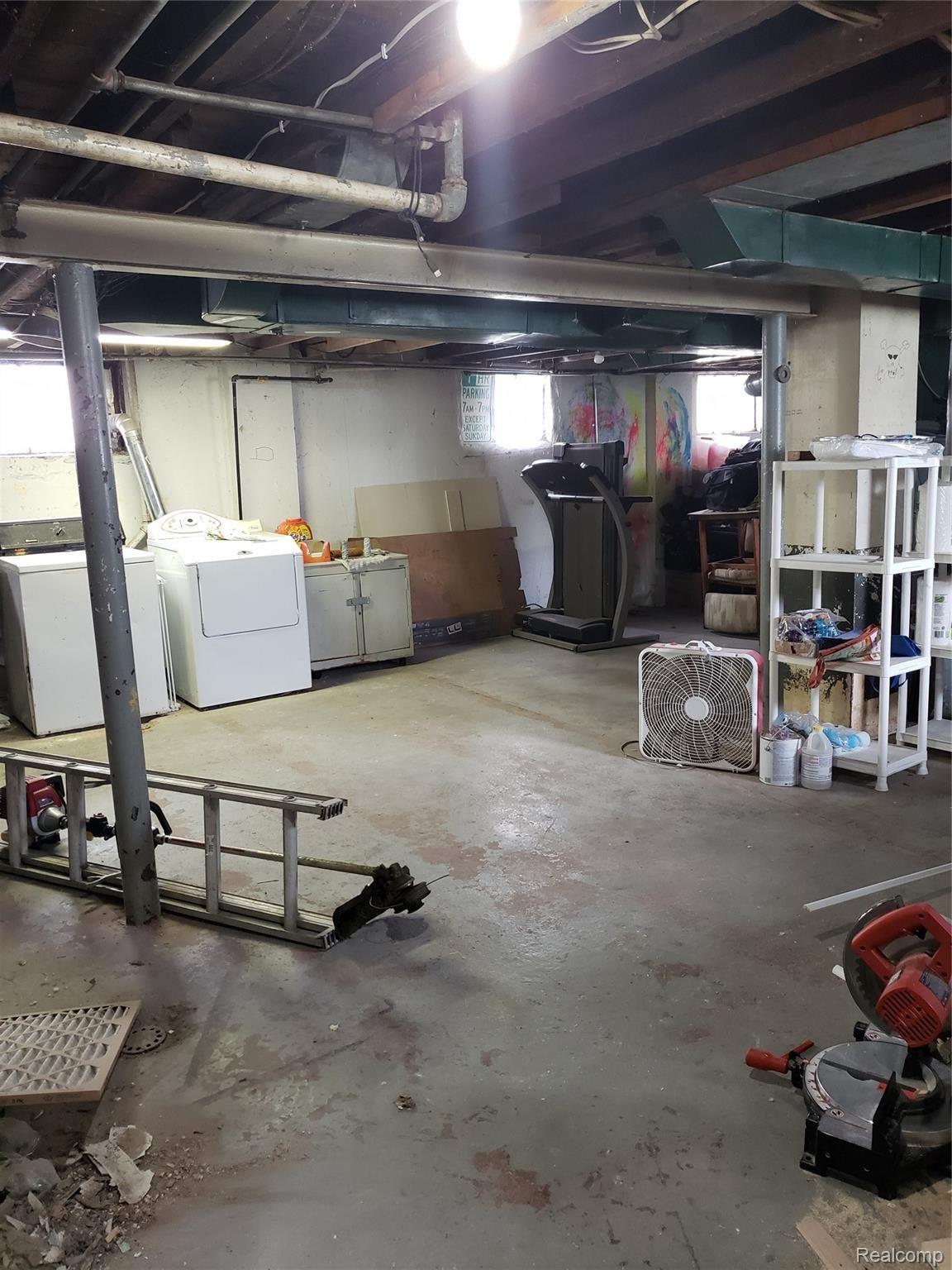 8231 Rivard Avenue Warren, MI 48089 - Photo 20 of 21 basement A.jpg