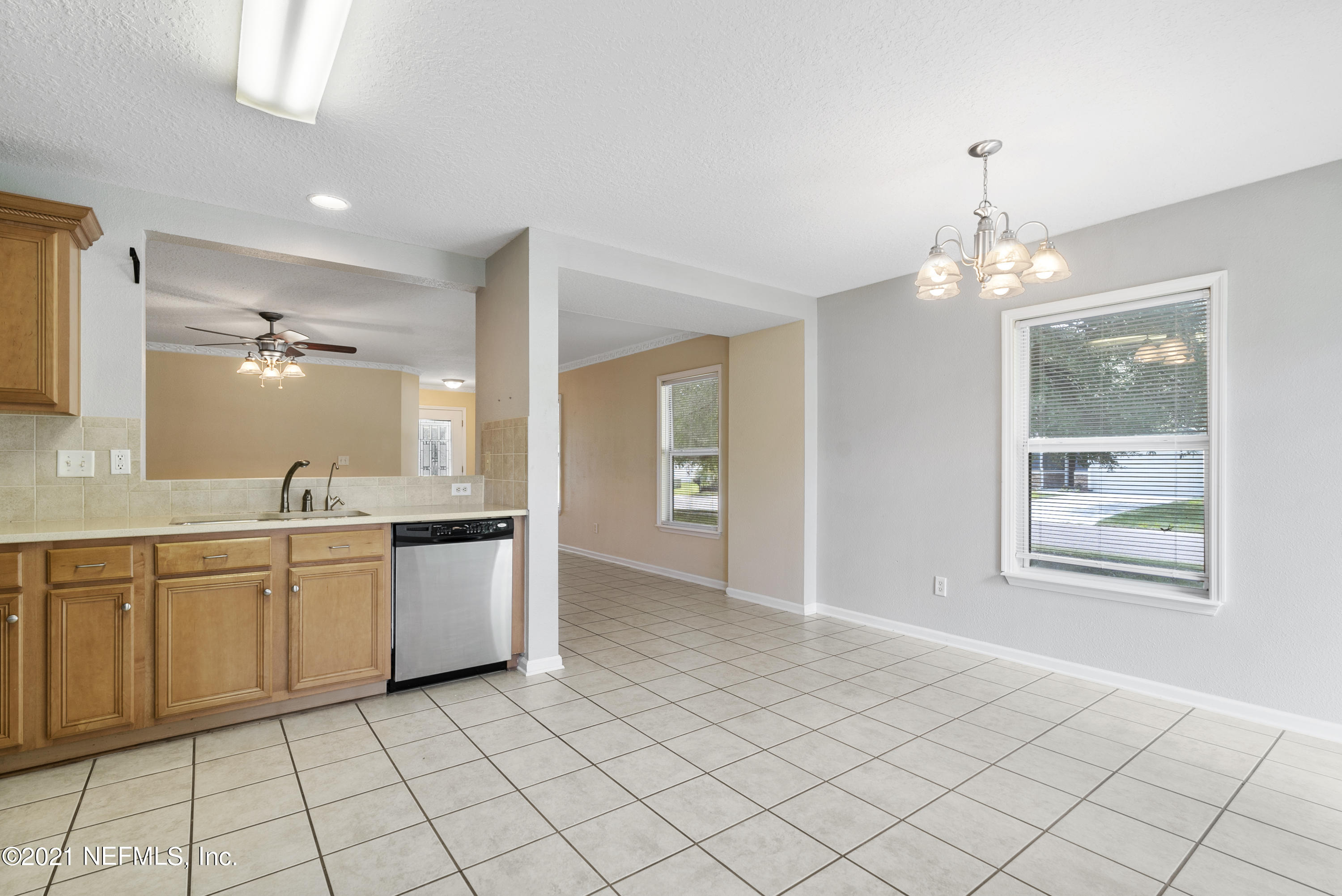 923 Morning Light Road Jacksonville, FL 32218 - Photo 26 of 28 DSC02885