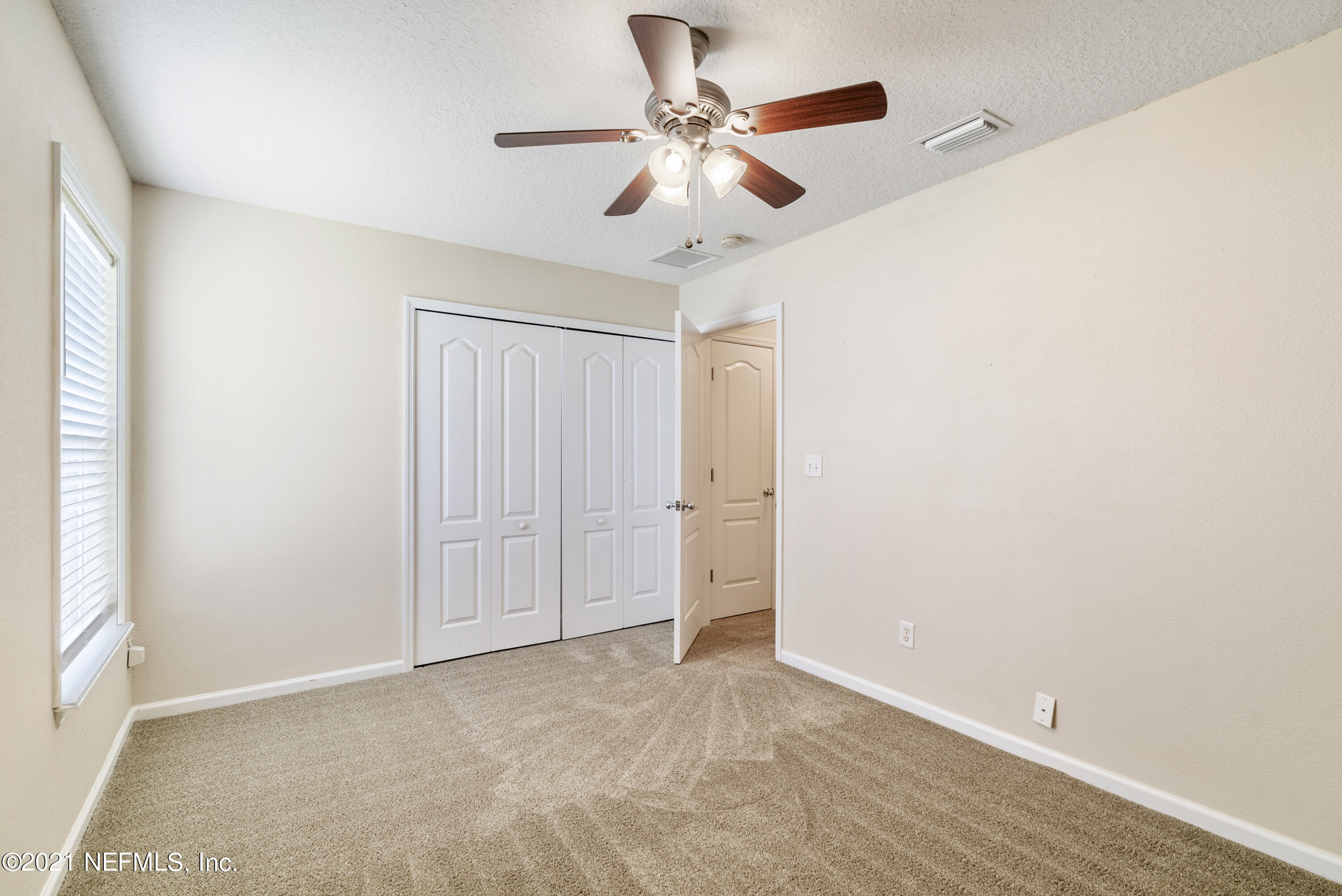923 Morning Light Road Jacksonville, FL 32218 - Photo 5 of 28 DSC02750