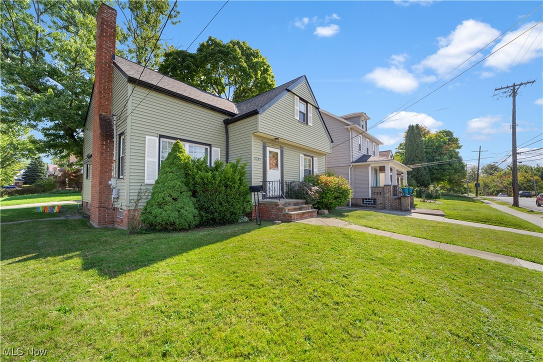 2247 South Taylor Road Cleveland, OH 44118 - Photo 28 of 29 Gallery Image 28