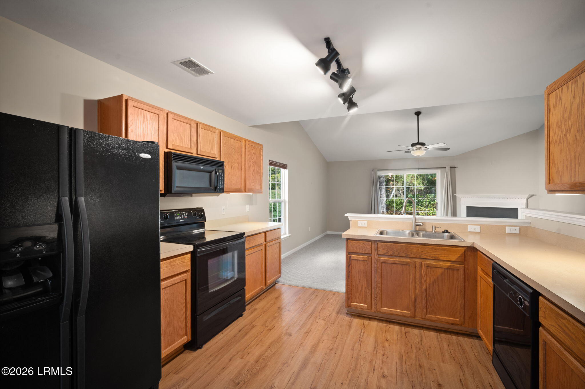 8 Hidden Lakes Drive Bluffton, SC 29910 - Photo 11 of 38 9