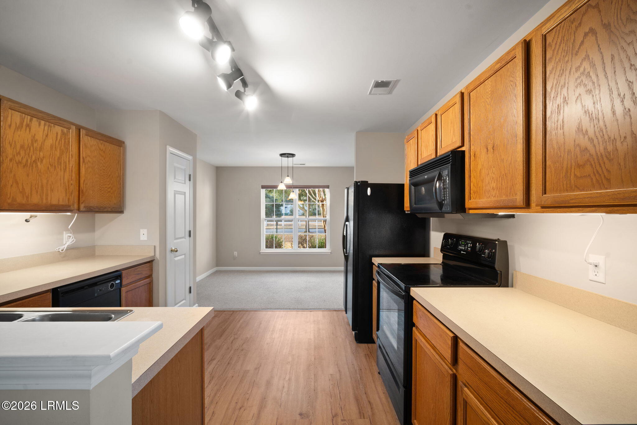 8 Hidden Lakes Drive Bluffton, SC 29910 - Photo 12 of 38 10