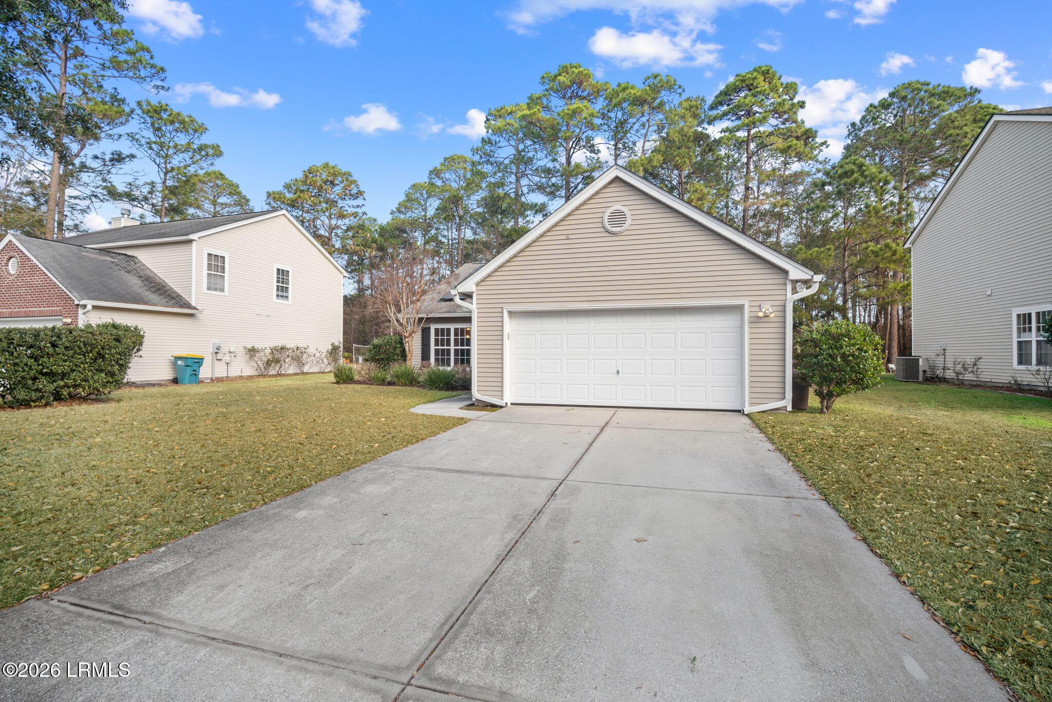 8 Hidden Lakes Drive Bluffton, SC 29910 - Photo 3 of 38 3