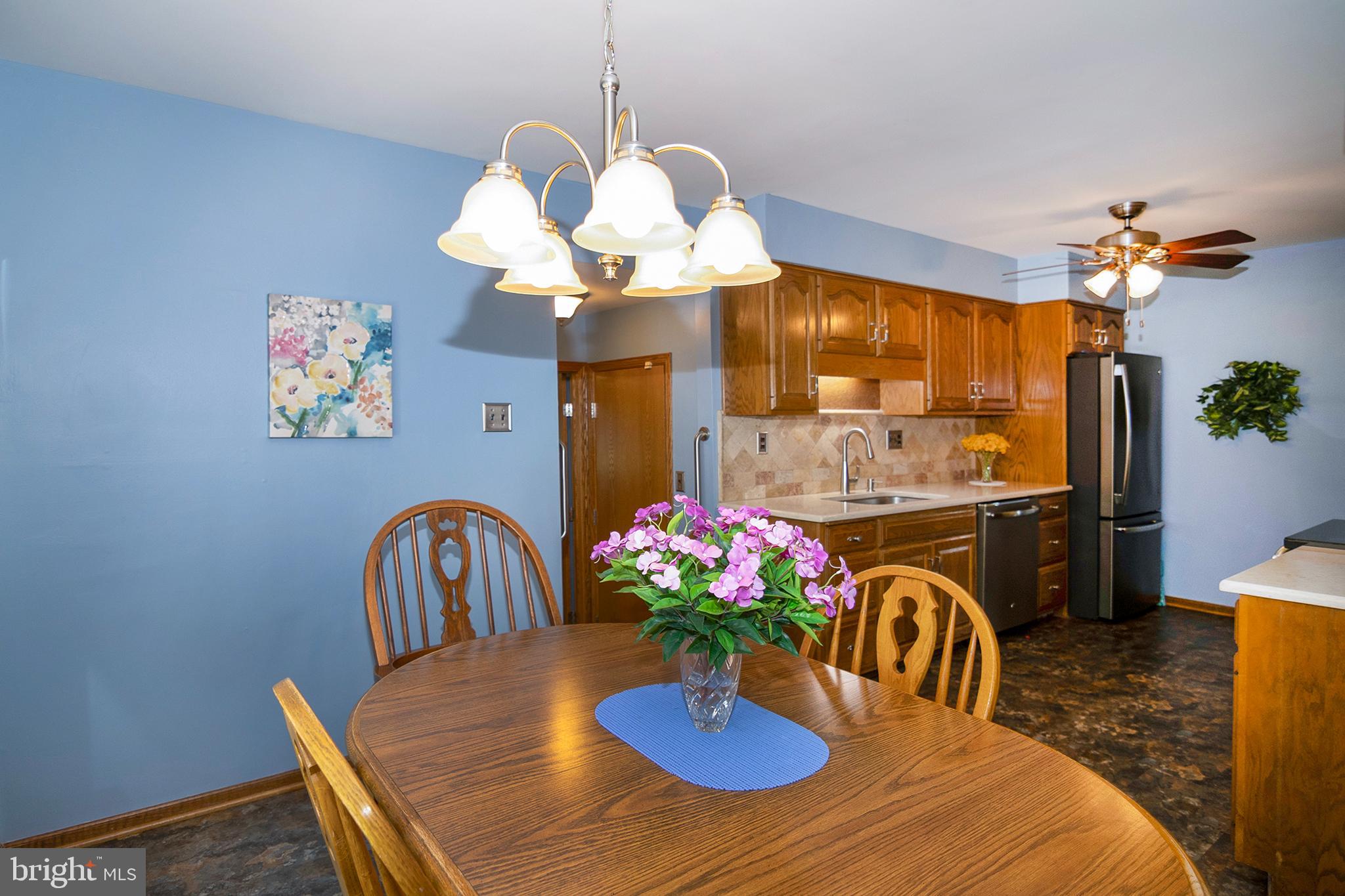 87 Freedom Road Sewell, NJ 08080 - Photo 17 of 64 Kitchen