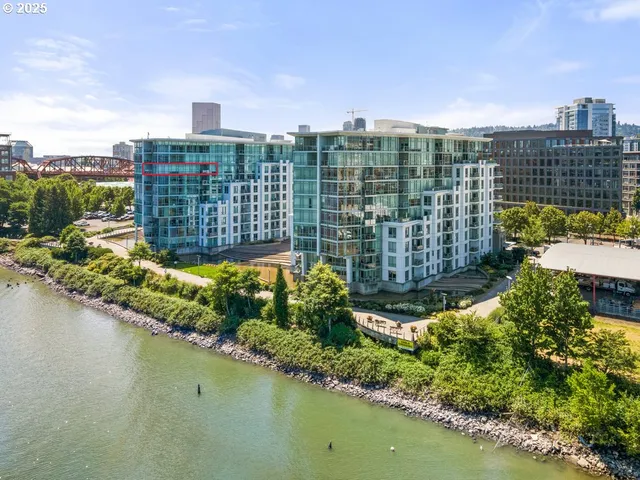 $995,000 | 1260 Northwest Naito Parkway, Unit 801B, Portland, OR 97209