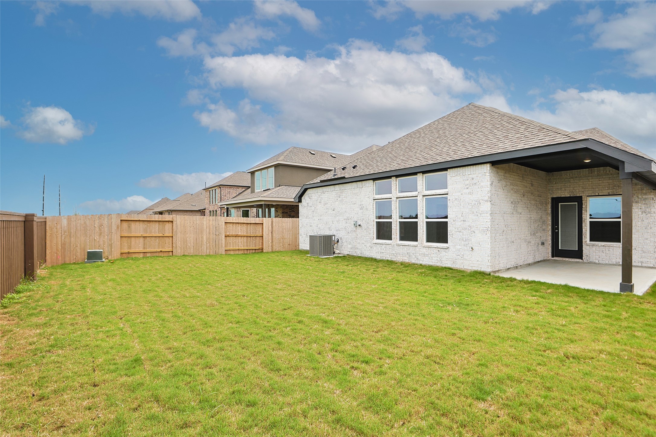 523 Selaura Street Rosenberg, TX 77471 - Photo 31 of 33
