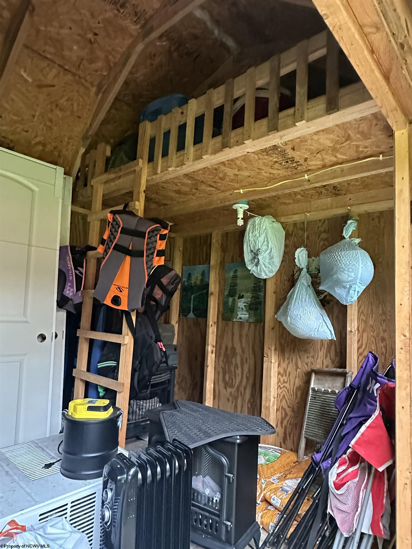 856 Removal Road Diana, WV 26217 - Photo 33 of 48 Gallery Image 33