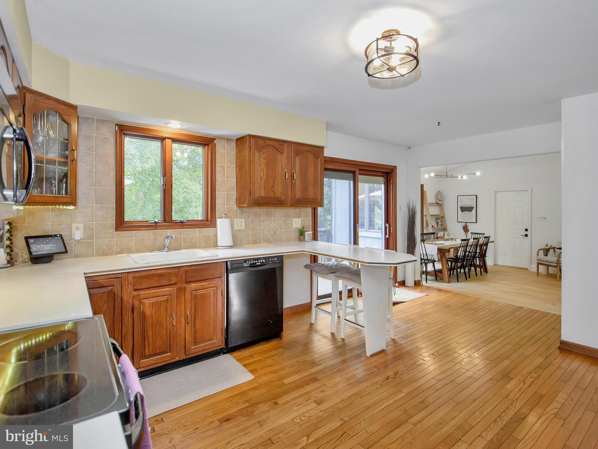 27 Carter Road Thornton, PA 19373 - Photo 10 of 28 Gallery Image 10