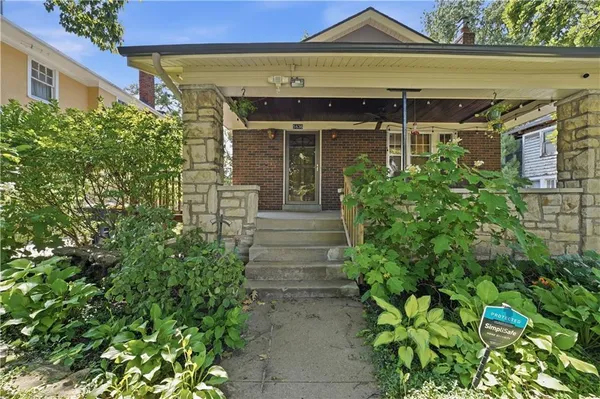 $390,000 | 5836 Harrison Street, Kansas City, MO 64110