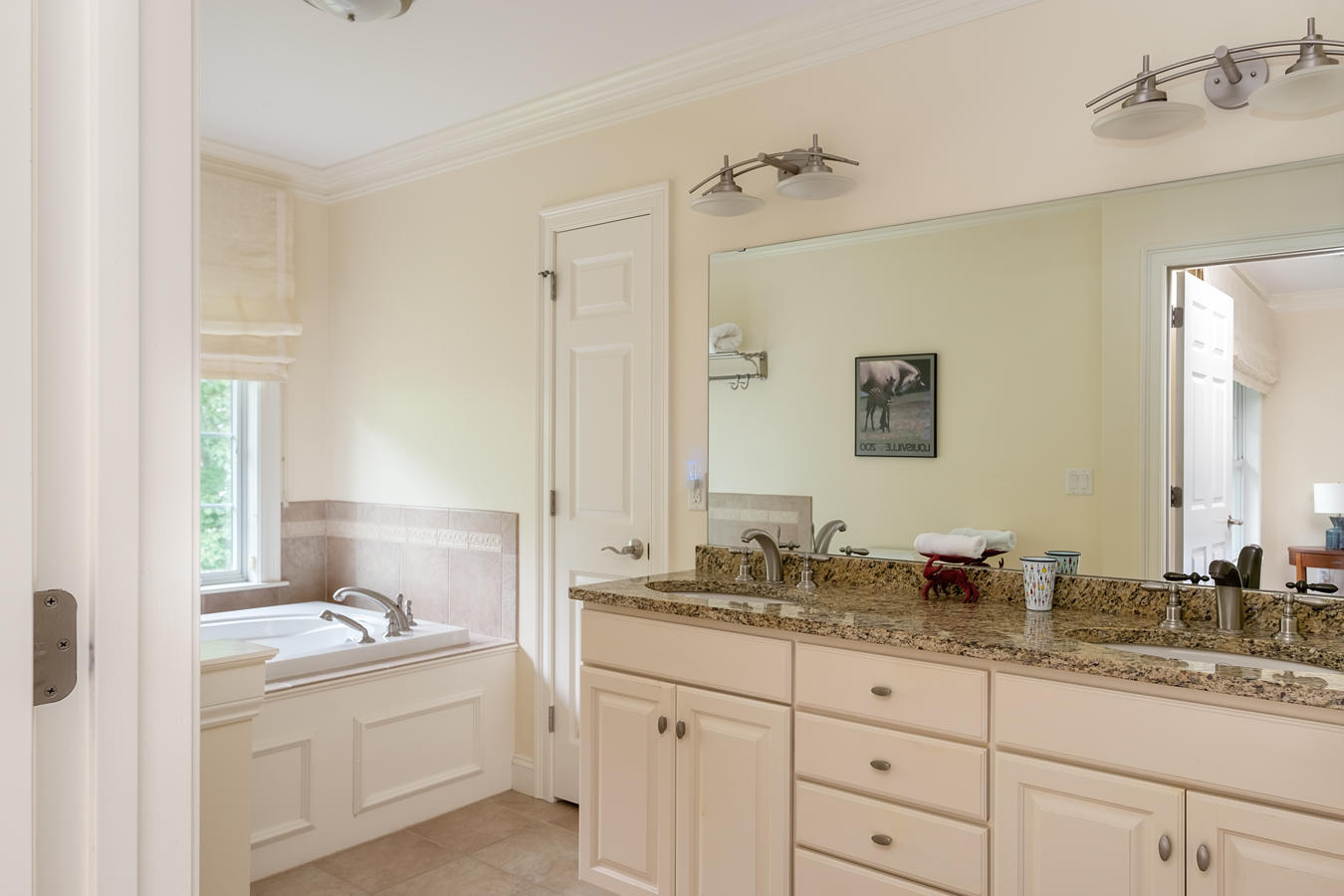 100 Shepard's Cove Road, Unit H207 Kittery, ME 03904 - Photo 26 of 41 Ensuite Master Bath