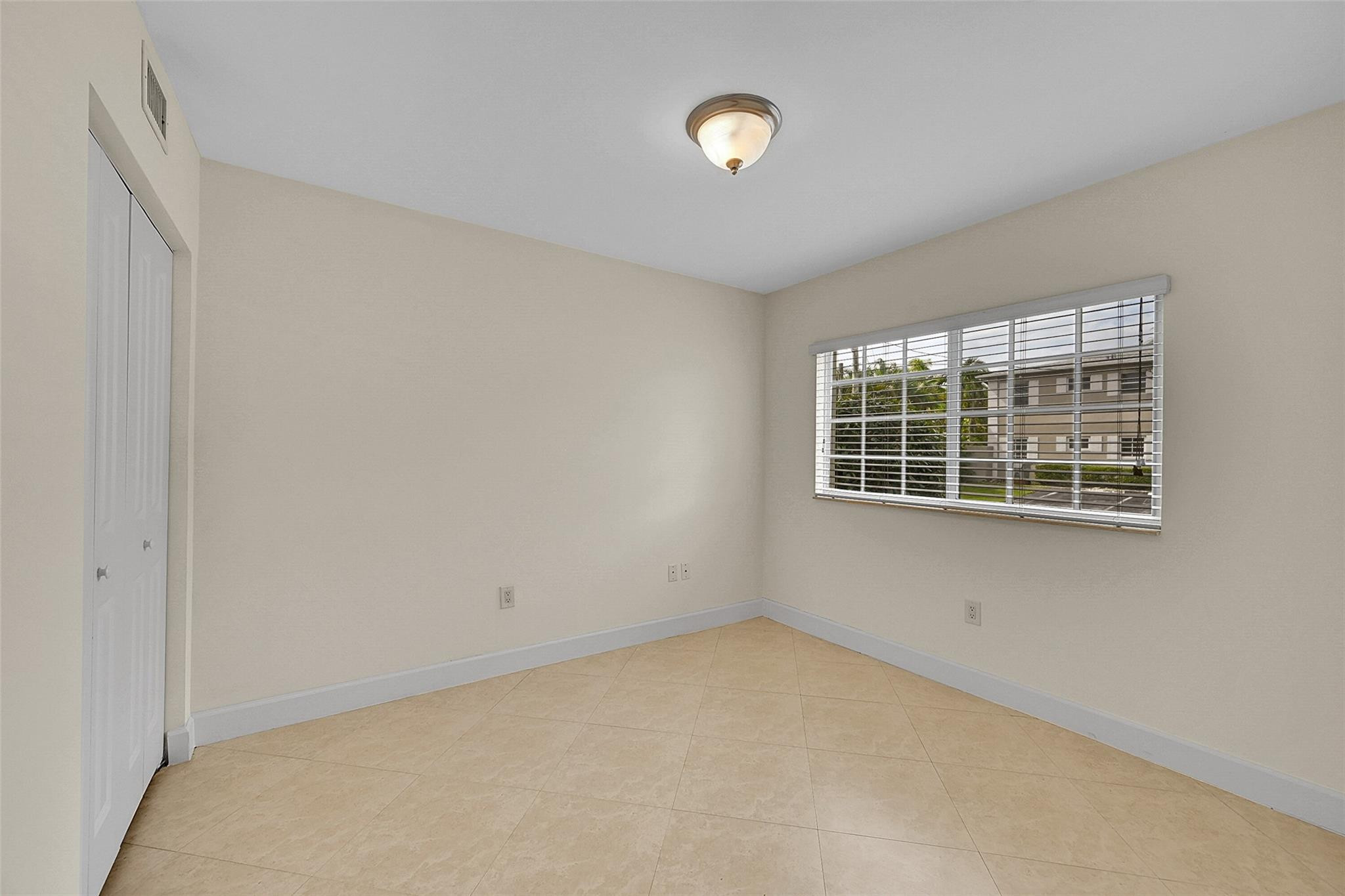 410 Southwest 15th Street, Unit 106 Pompano Beach, FL 33060 - Photo 13 of 18 Photo 13