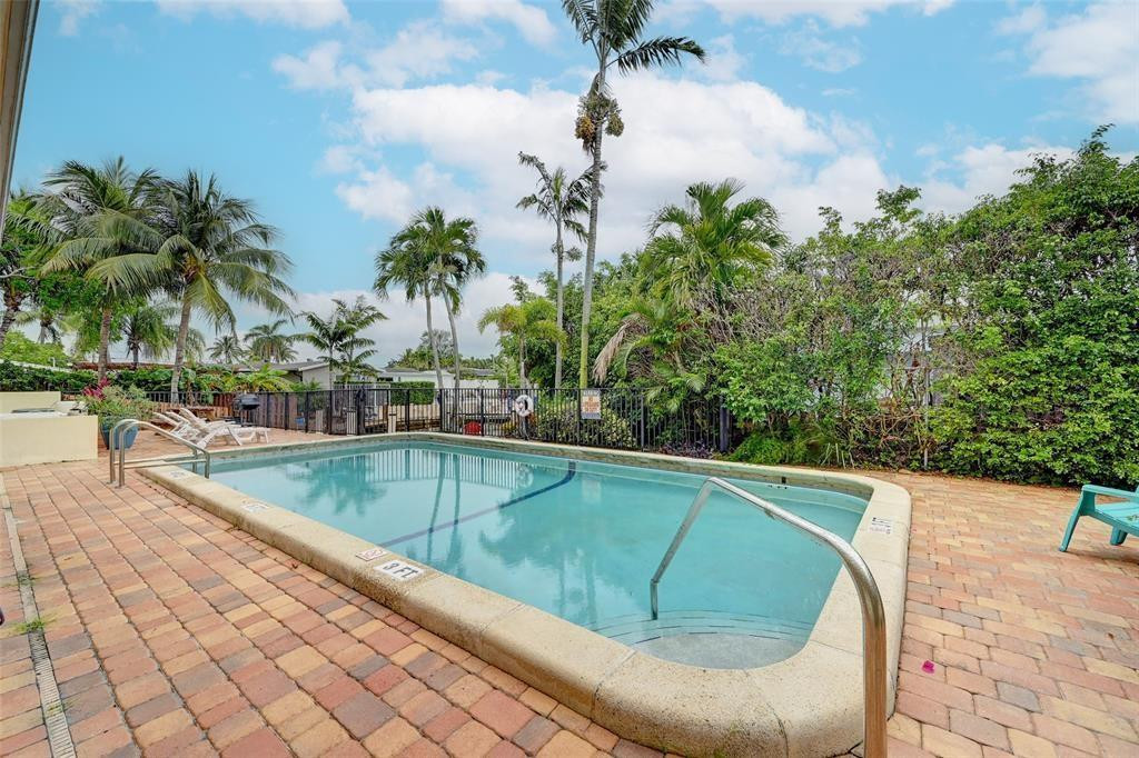 410 Southwest 15th Street, Unit 106 Pompano Beach, FL 33060 - Photo 17 of 18 Photo 17