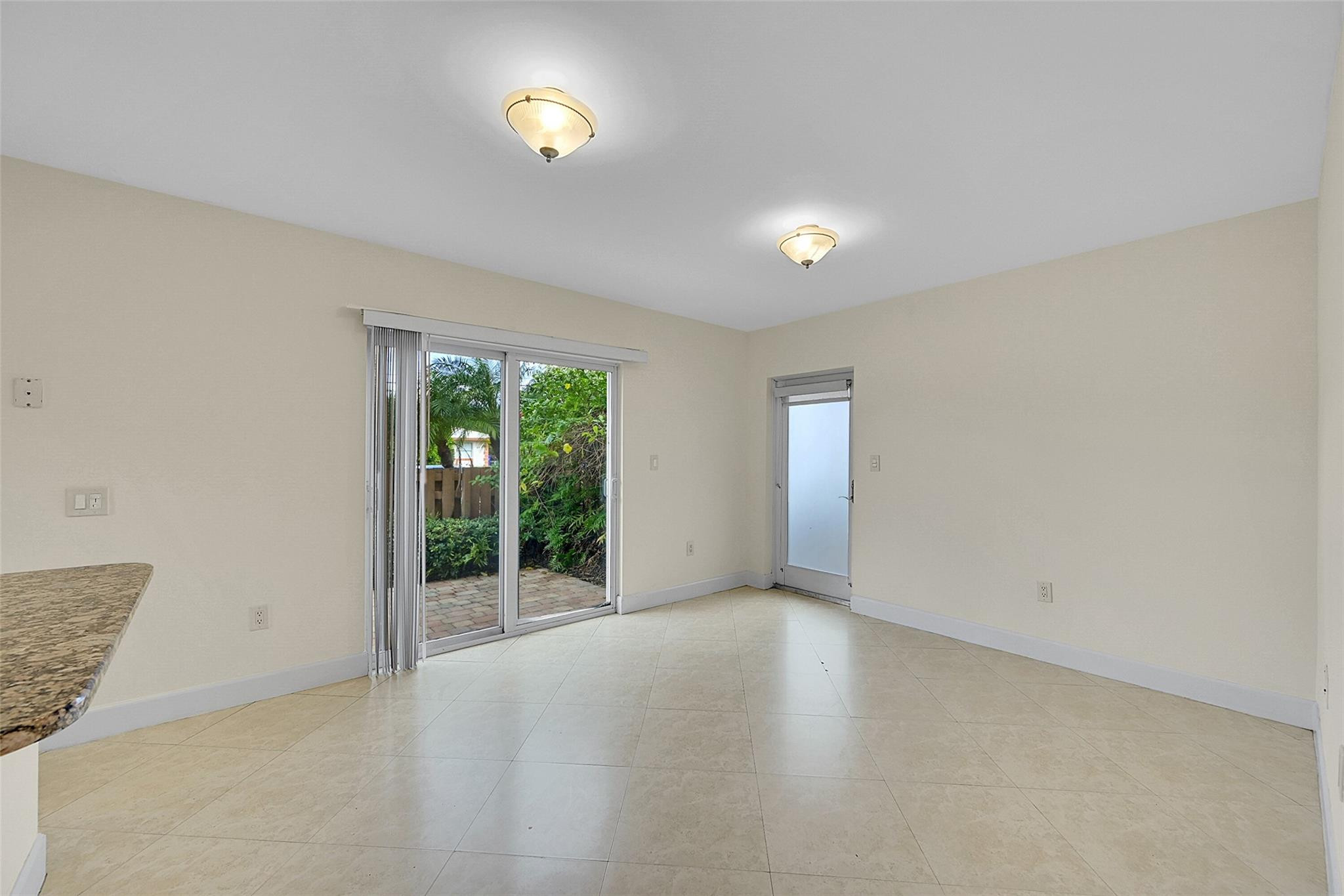 410 Southwest 15th Street, Unit 106 Pompano Beach, FL 33060 - Photo 3 of 18 Photo 3