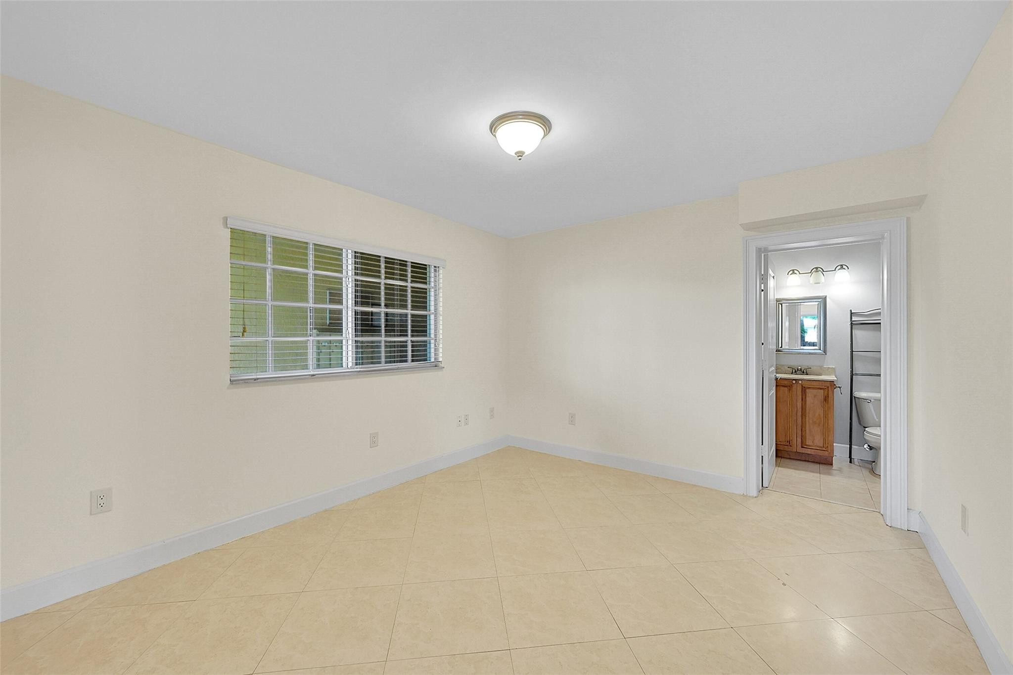 410 Southwest 15th Street, Unit 106 Pompano Beach, FL 33060 - Photo 8 of 18 Photo 8