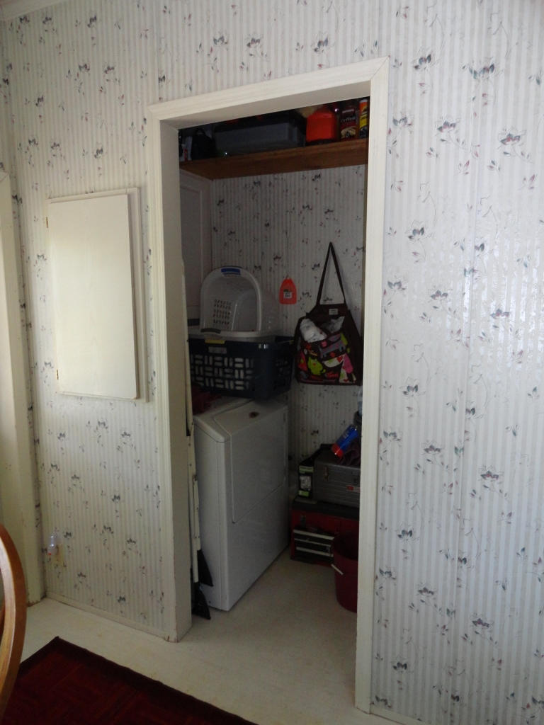339 East Nursery Road Santa Rosa Beach, FL 32459 - Photo 14 of 32 a utility room with dryer and washer