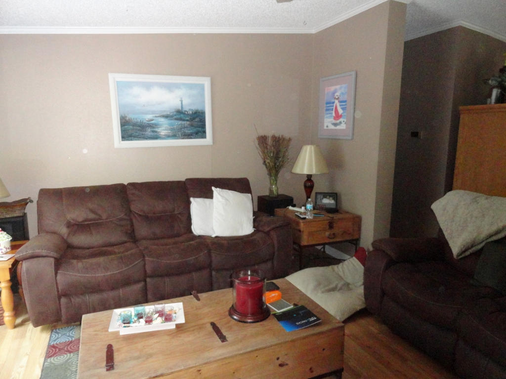 339 East Nursery Road Santa Rosa Beach, FL 32459 - Photo 6 of 32 a living room with furniture and a couch