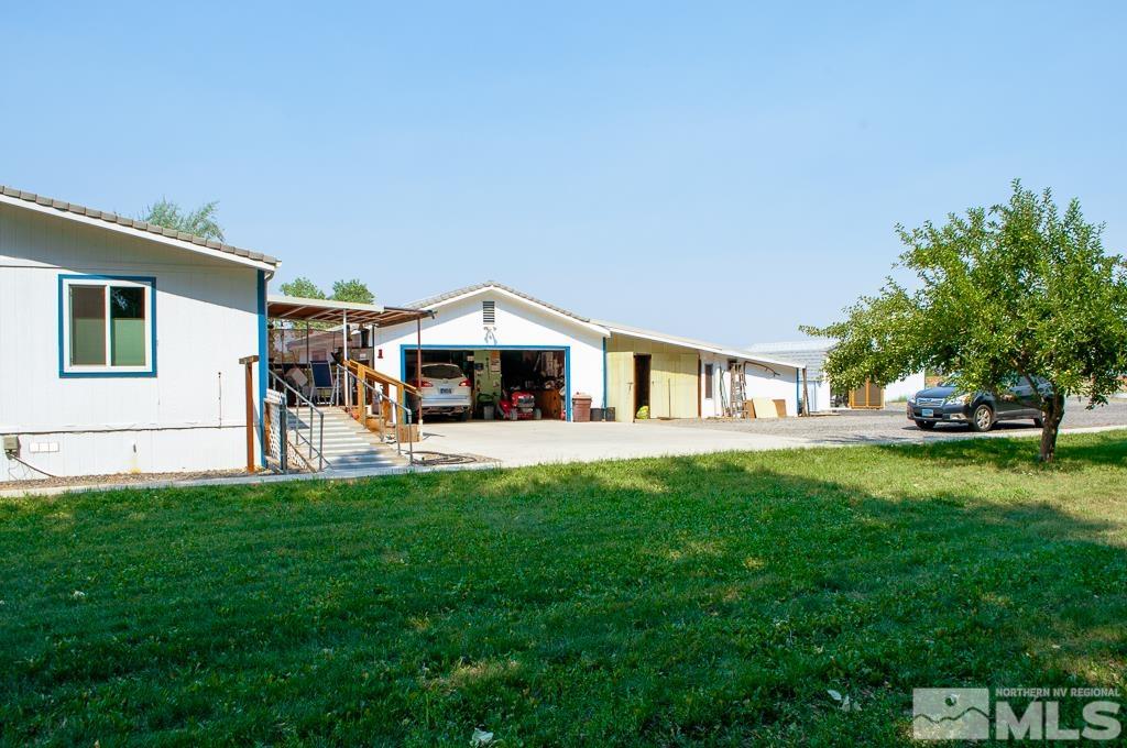 1270 Farm District Road Fernley, NV 89408 - Photo 11 of 21 Photo 11