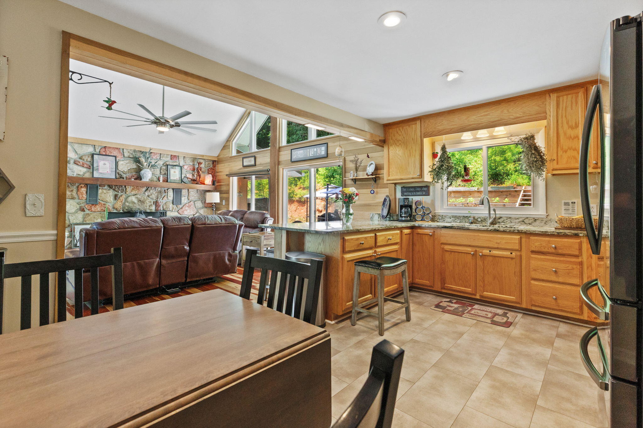 300 Nolan Ridge Road Erwin, TN 37650 - Photo 11 of 40 Eat In Kitchen area