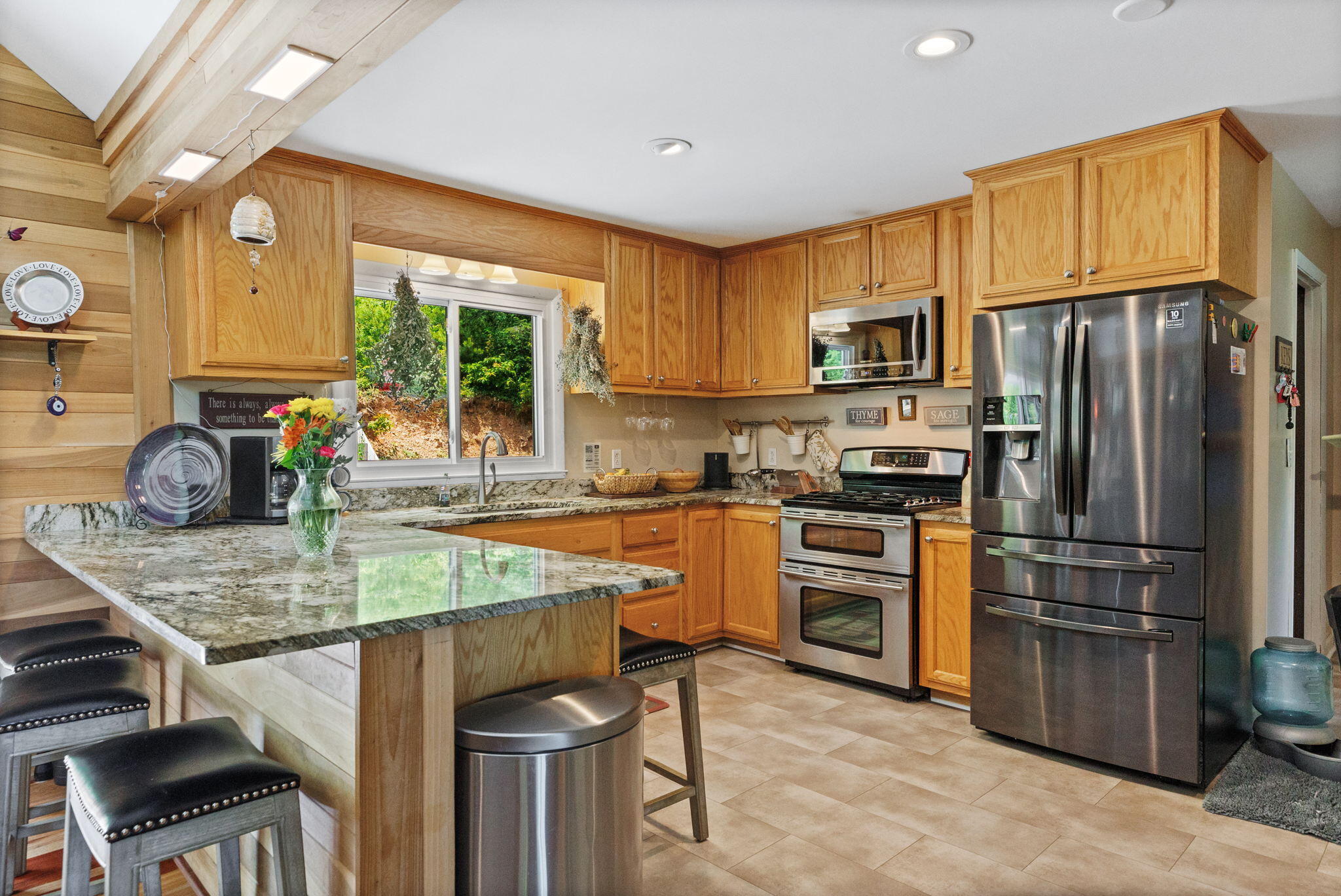 300 Nolan Ridge Road Erwin, TN 37650 - Photo 13 of 40 Kitchen