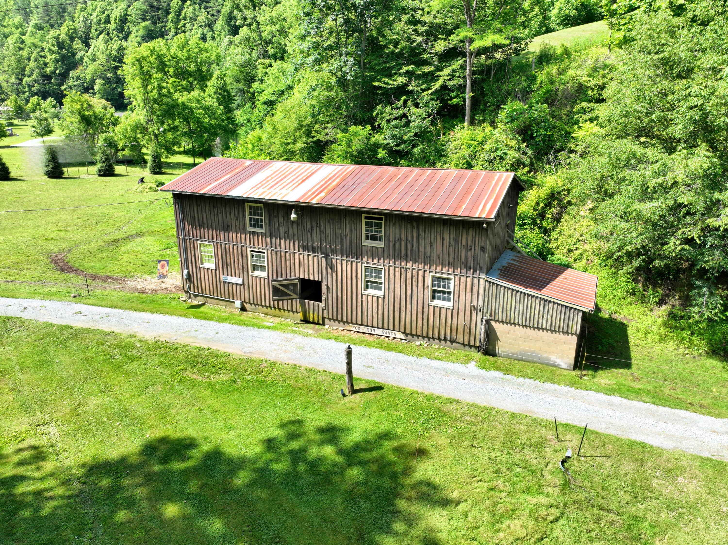 300 Nolan Ridge Road Erwin, TN 37650 - Photo 28 of 40 Barn (2)