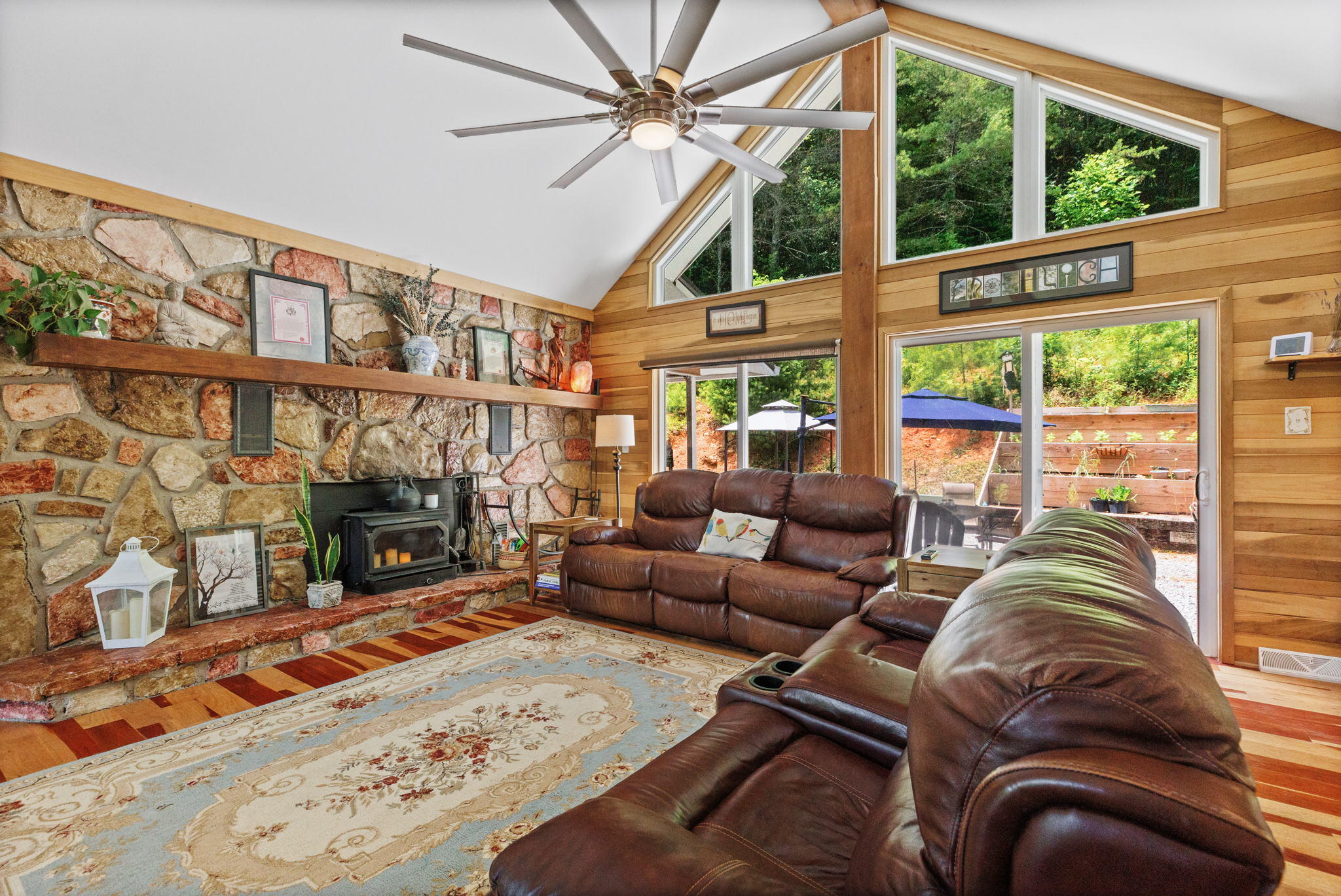 300 Nolan Ridge Road Erwin, TN 37650 - Photo 6 of 40 Living Room looking out back