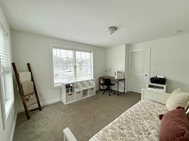 $3,000 | 28 Waterford Drive, Raymond, NH 03077