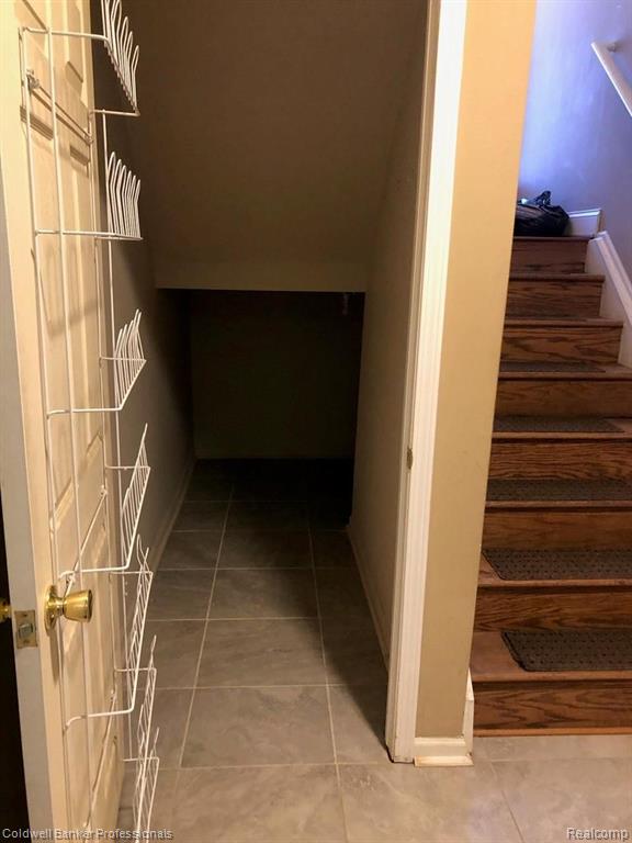 2664 Crooks Road Royal Oak, MI 48073 - Photo 20 of 25