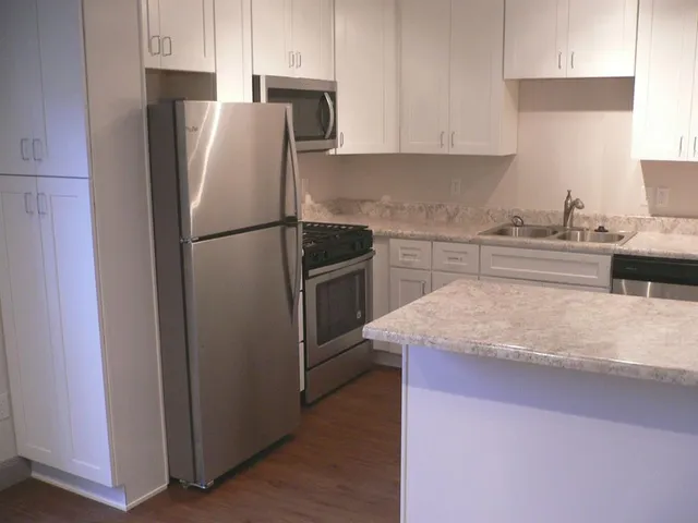 $1,700 | 9820 Park Ln Place, Dallas, TX 75220