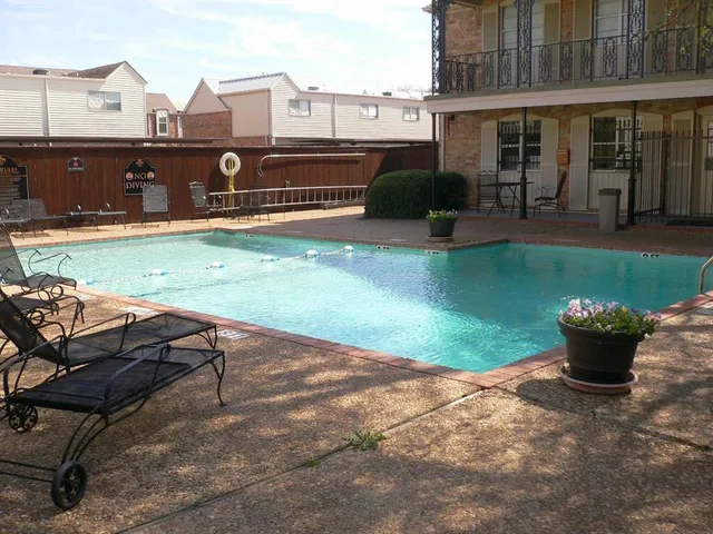 $1,700 | 9820 Park Ln Place, Dallas, TX 75220