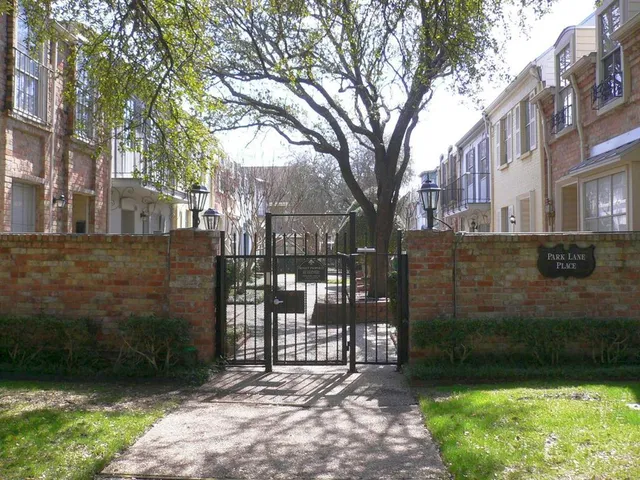 $1,700 | 9820 Park Ln Place, Dallas, TX 75220