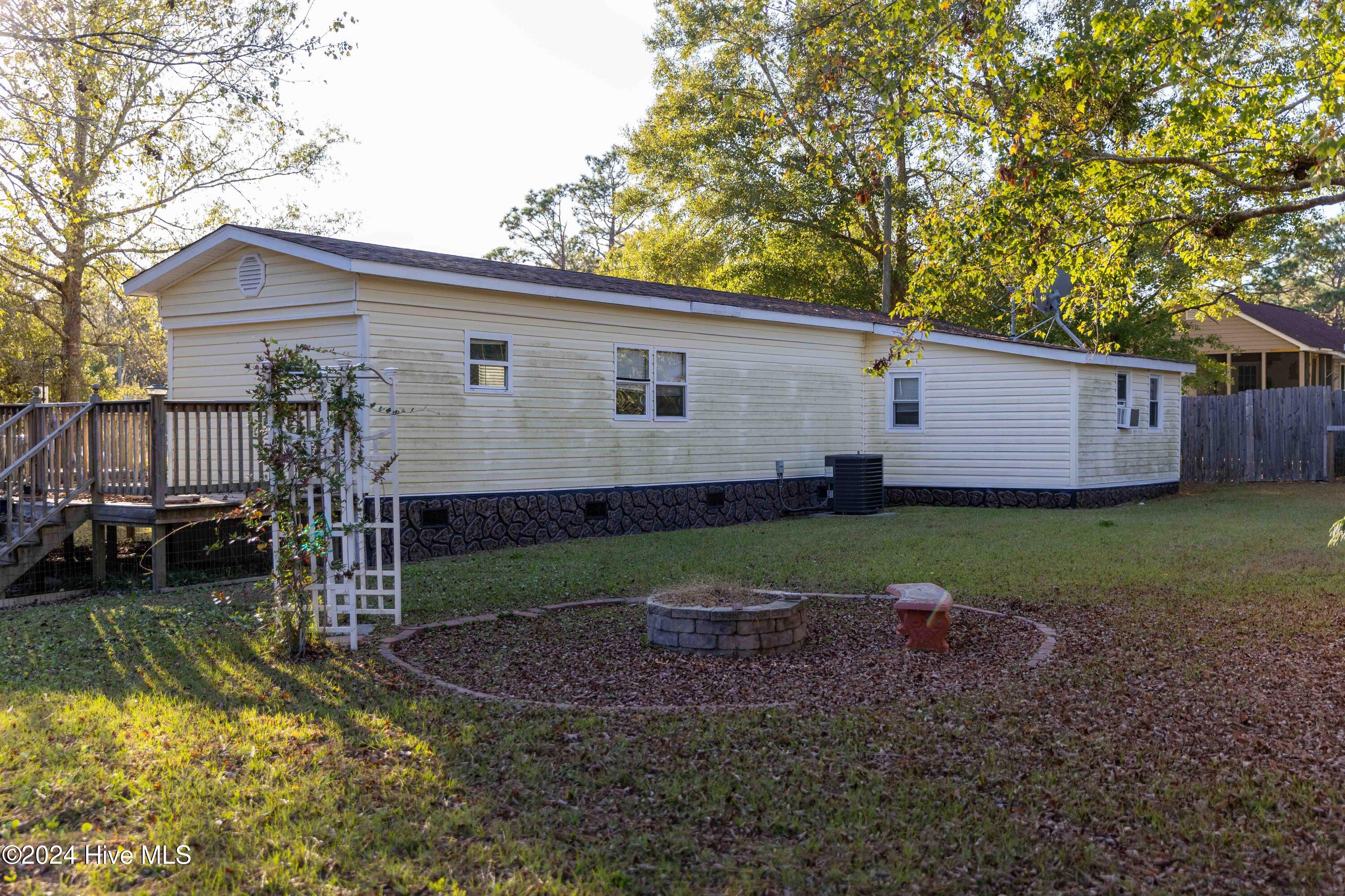 111 Boyle Drive Hampstead, NC 28443 - Photo 16 of 23 Back of house