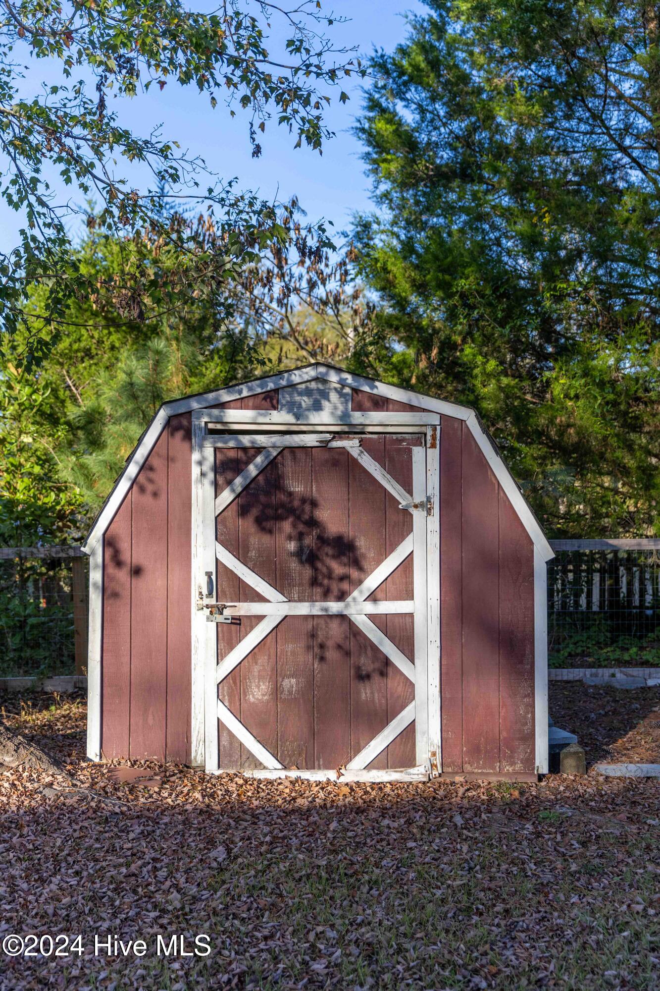 111 Boyle Drive Hampstead, NC 28443 - Photo 17 of 23 Shed