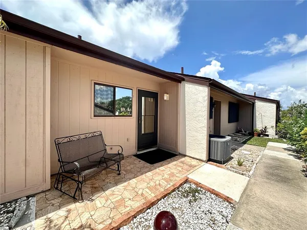 $1,500 | 1001 West Marion Avenue, Unit 9, Punta Gorda, FL 33950