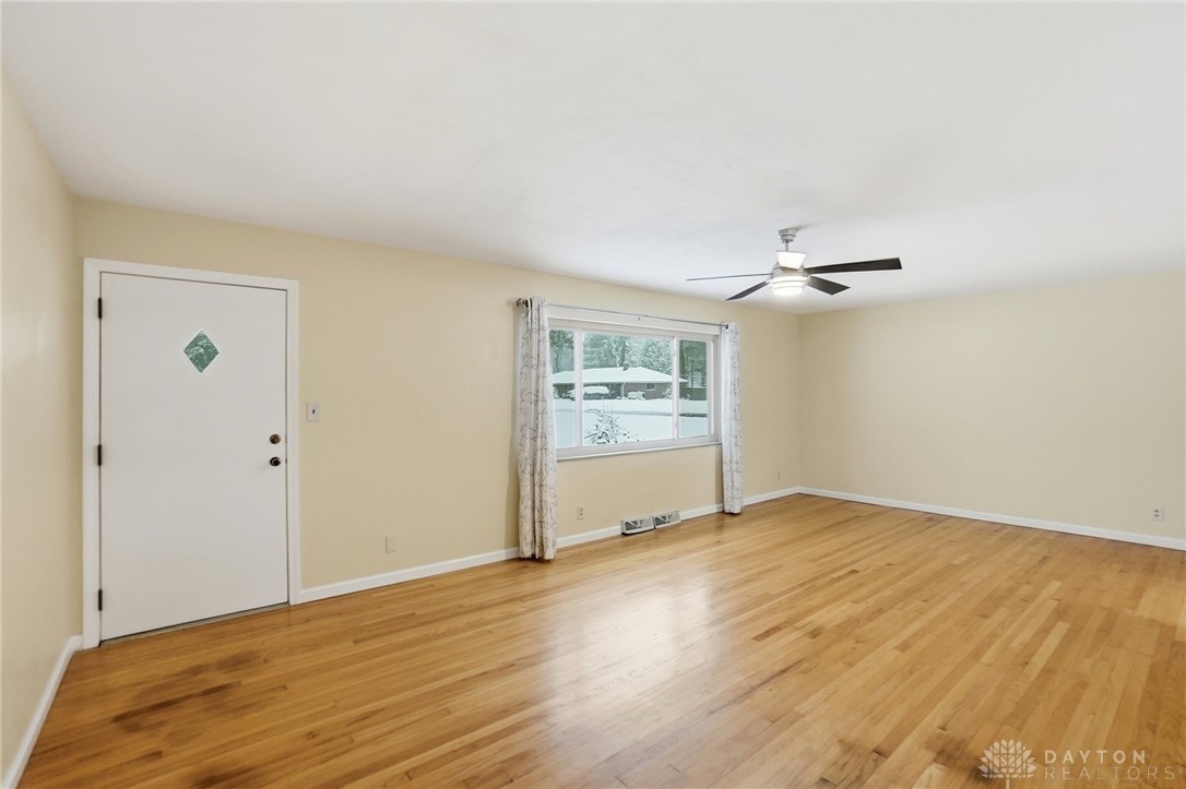 3689 East Patterson Road Beavercreek, OH 45430 - Photo 11 of 41