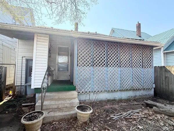 $129,900 | 310 West Linden Avenue, Logansport, IN 46947