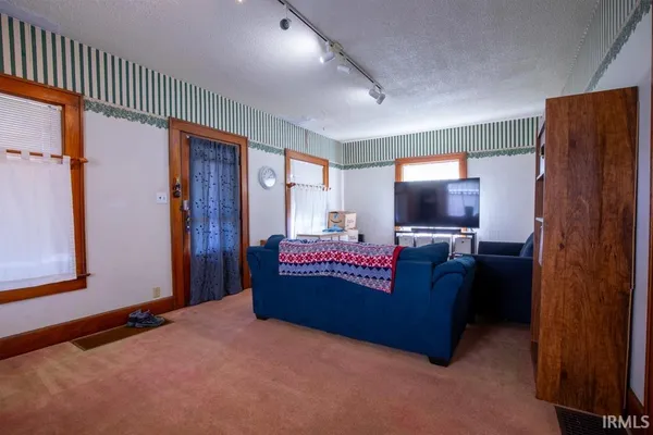 $129,900 | 310 West Linden Avenue, Logansport, IN 46947