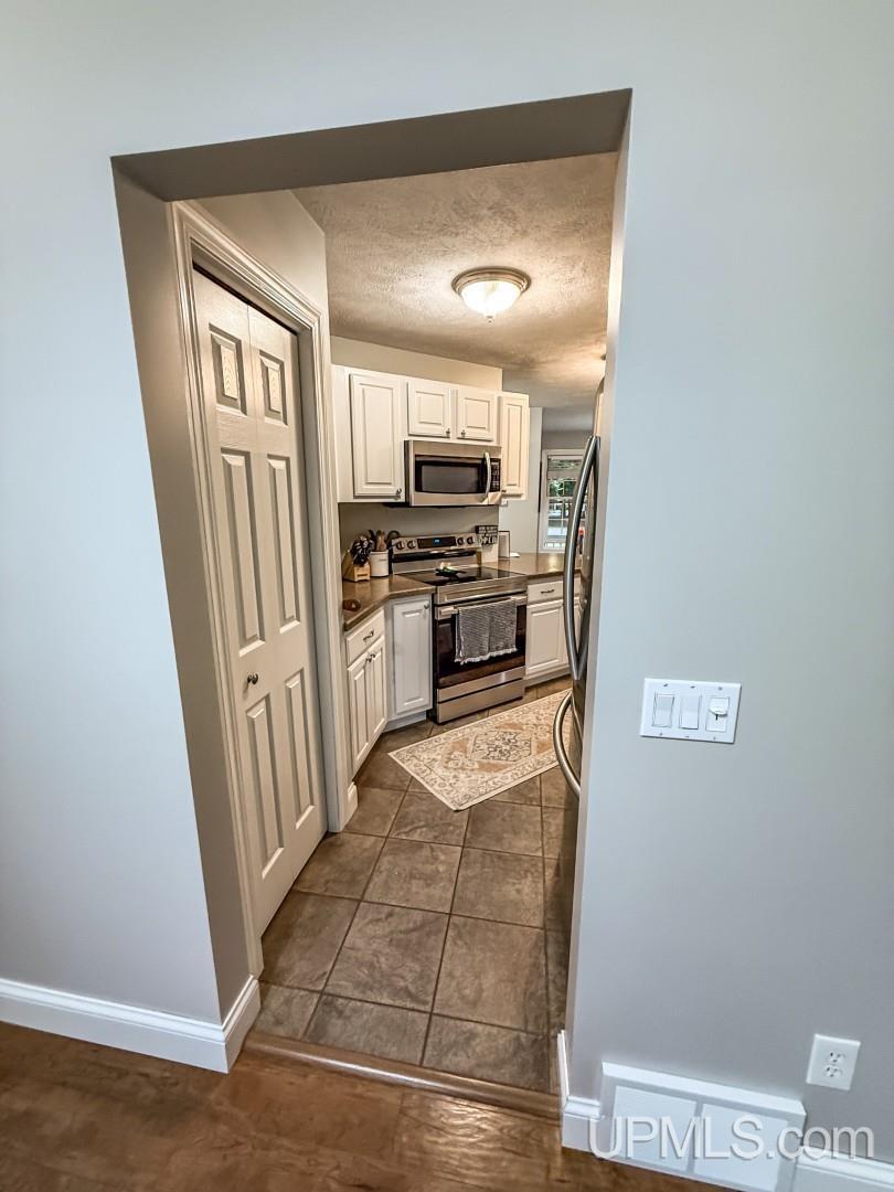 1055 Highland Drive Ishpeming, MI 49849 - Photo 12 of 75