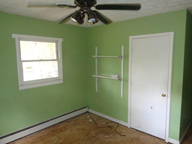 4118 Potts Creek Road Covington, VA 24426 - Photo 6 of 13 DSC02306