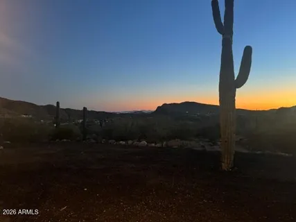 $949,000 | 43131 North 20th Street, New River, AZ 85087