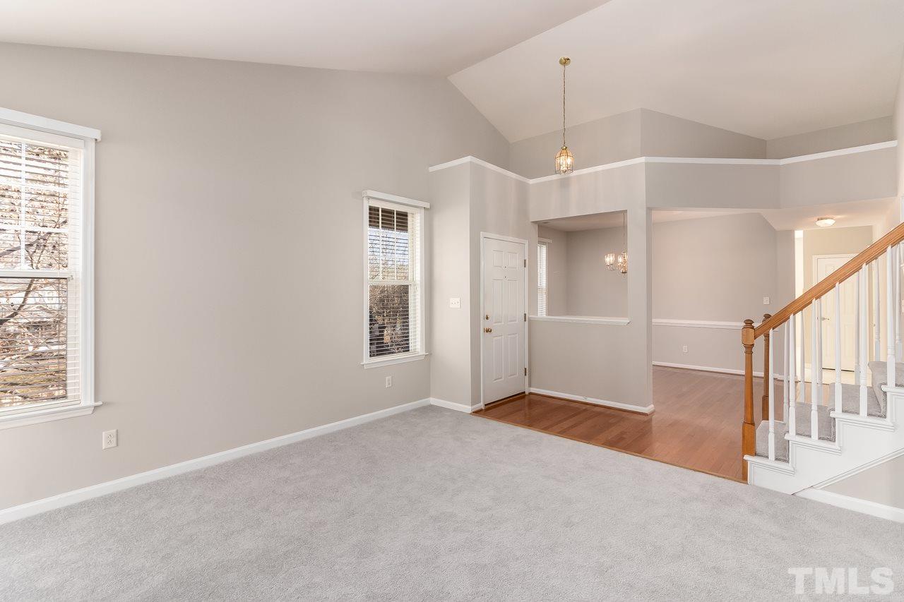 11030 Louson Place Raleigh, NC 27614 - Photo 5 of 30 Gallery Image 5