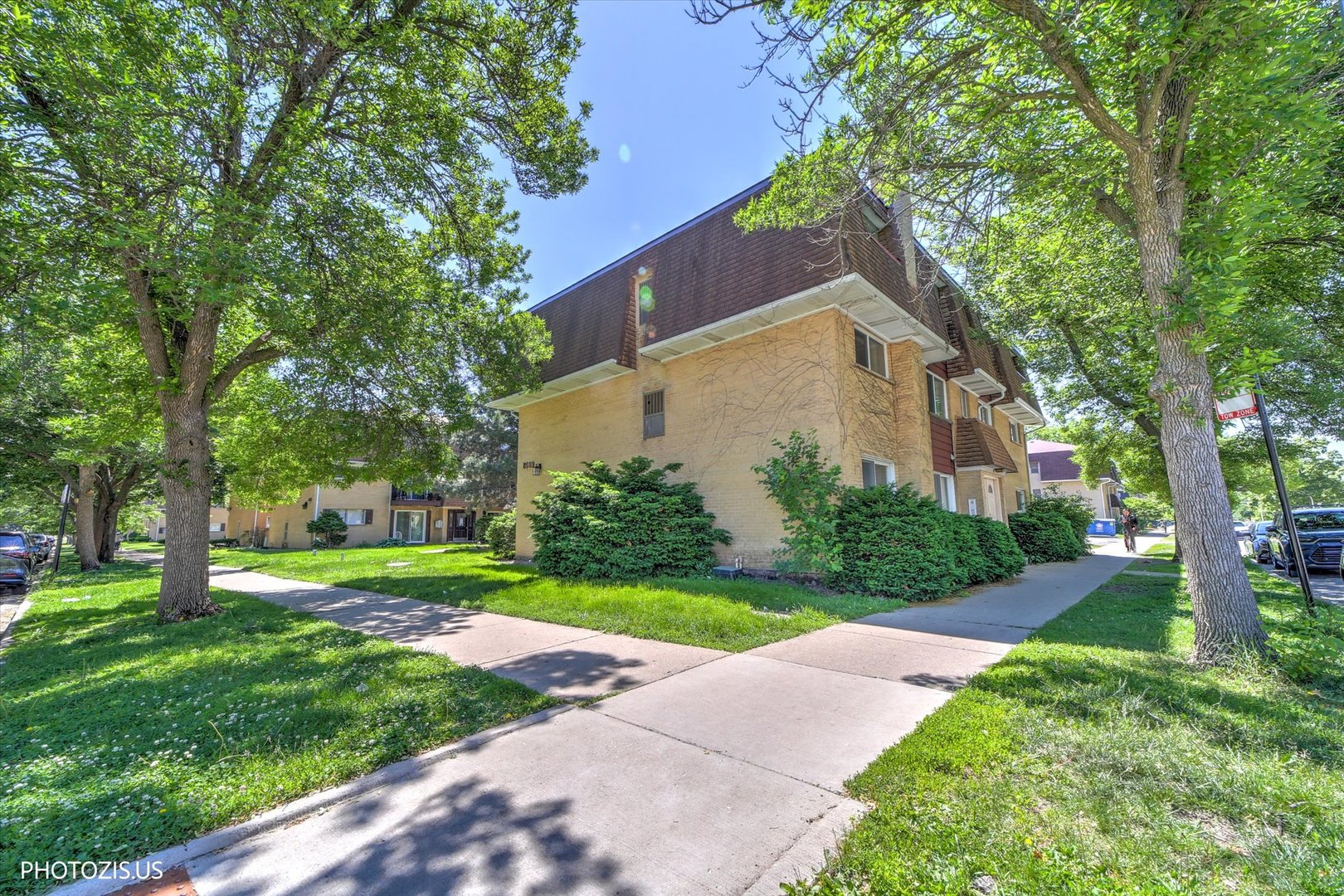 8559 West Rascher Avenue, Unit 2N Chicago, IL 60656 - Photo 28 of 32