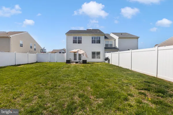 $325,000 | 422 Worchester Drive, Dover, DE 19904