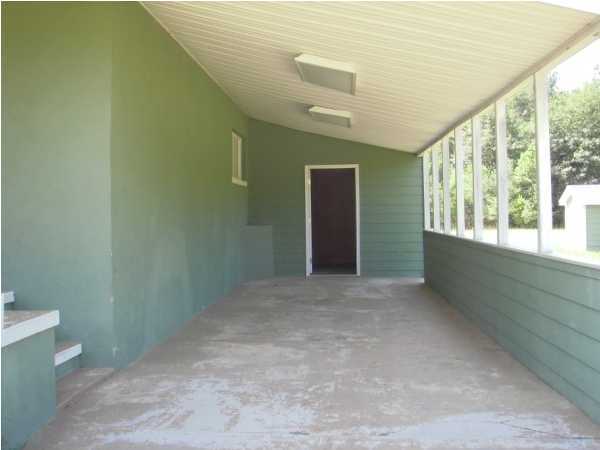 96 West Indian Creek Ranch Road DeFuniak Springs, FL 32435 - Photo 6 of 18 Gallery Image 6