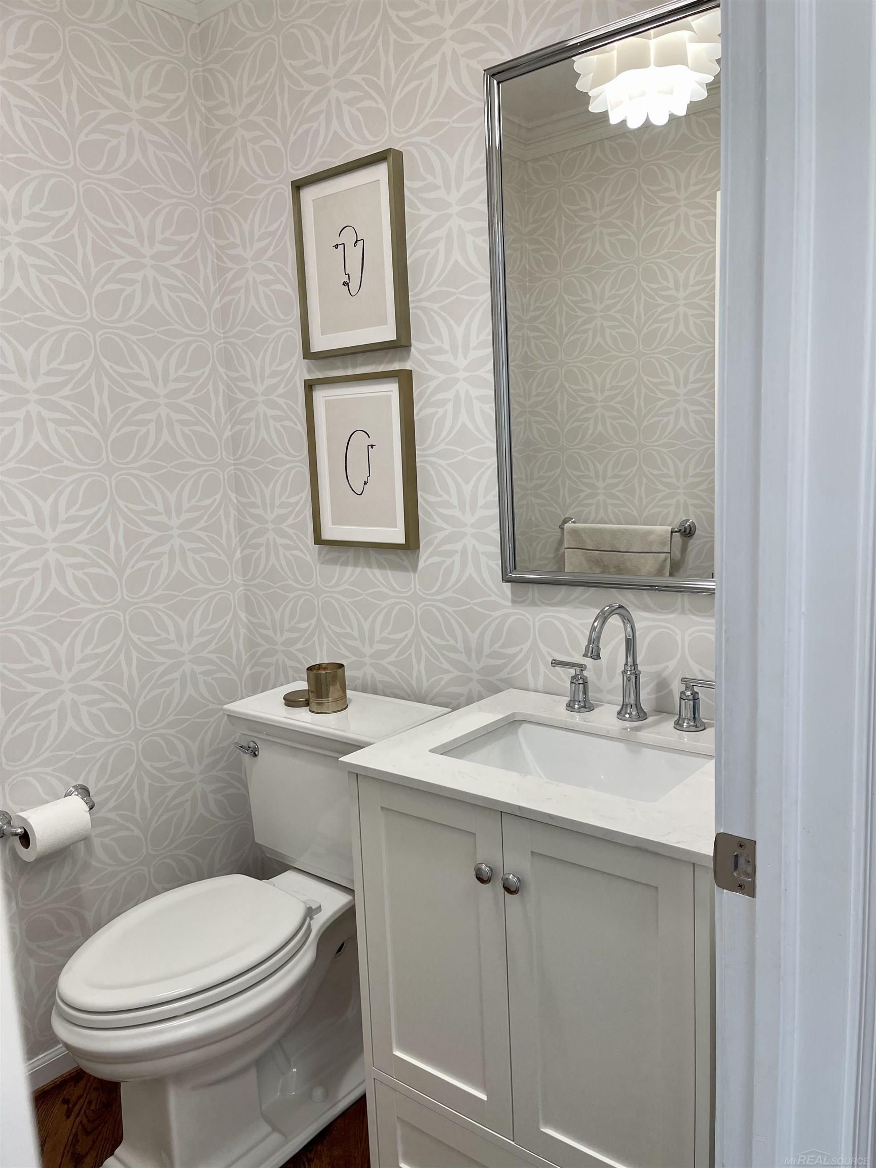 1047 Audubon Road Grosse Pointe Park, MI 48230 - Photo 8 of 10
