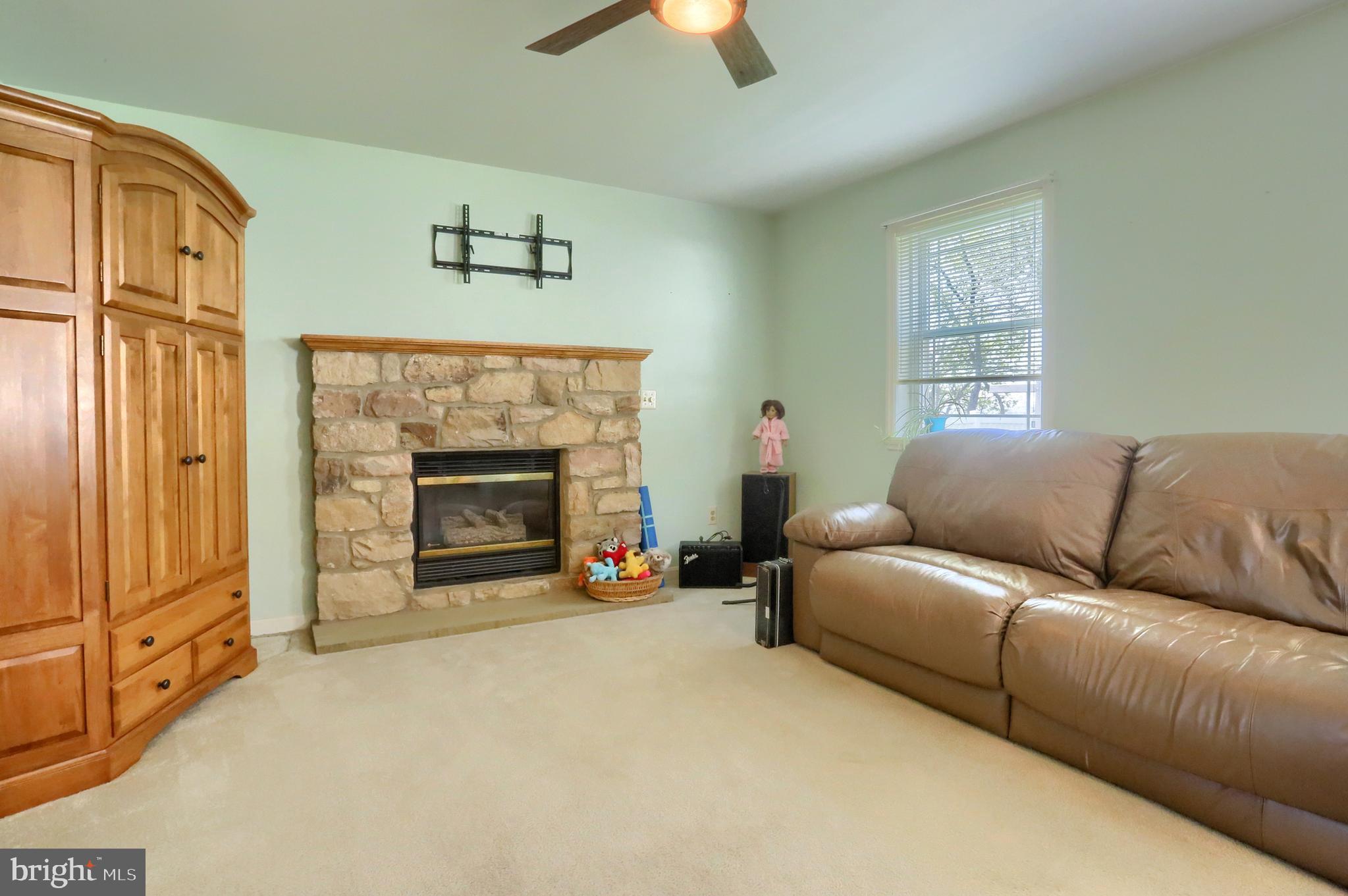 293 Raspberry Road Leola, PA 17540 - Photo 11 of 26 Gallery Image 11