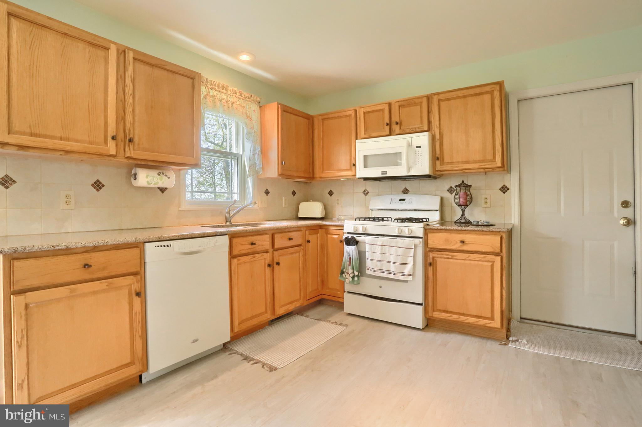 293 Raspberry Road Leola, PA 17540 - Photo 16 of 26 Gallery Image 16