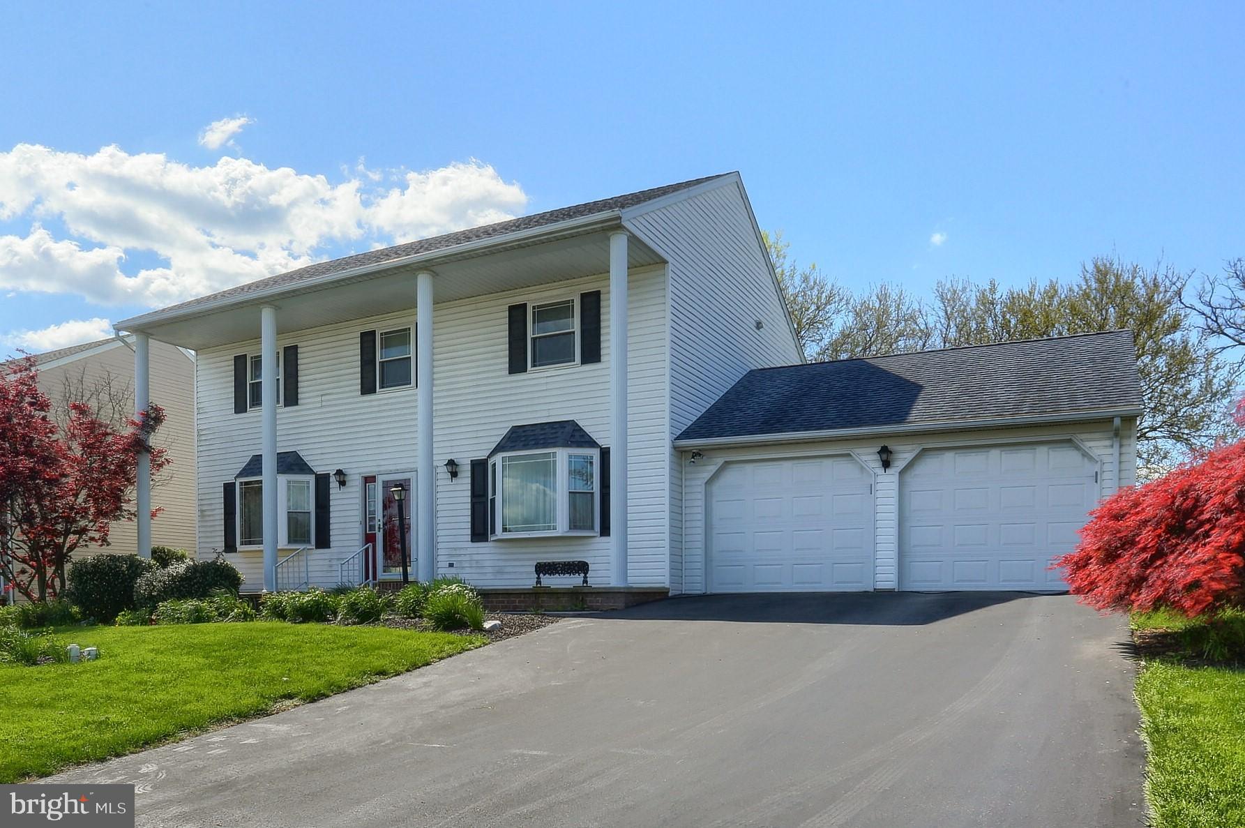 293 Raspberry Road Leola, PA 17540 - Photo 3 of 26 Gallery Image 3