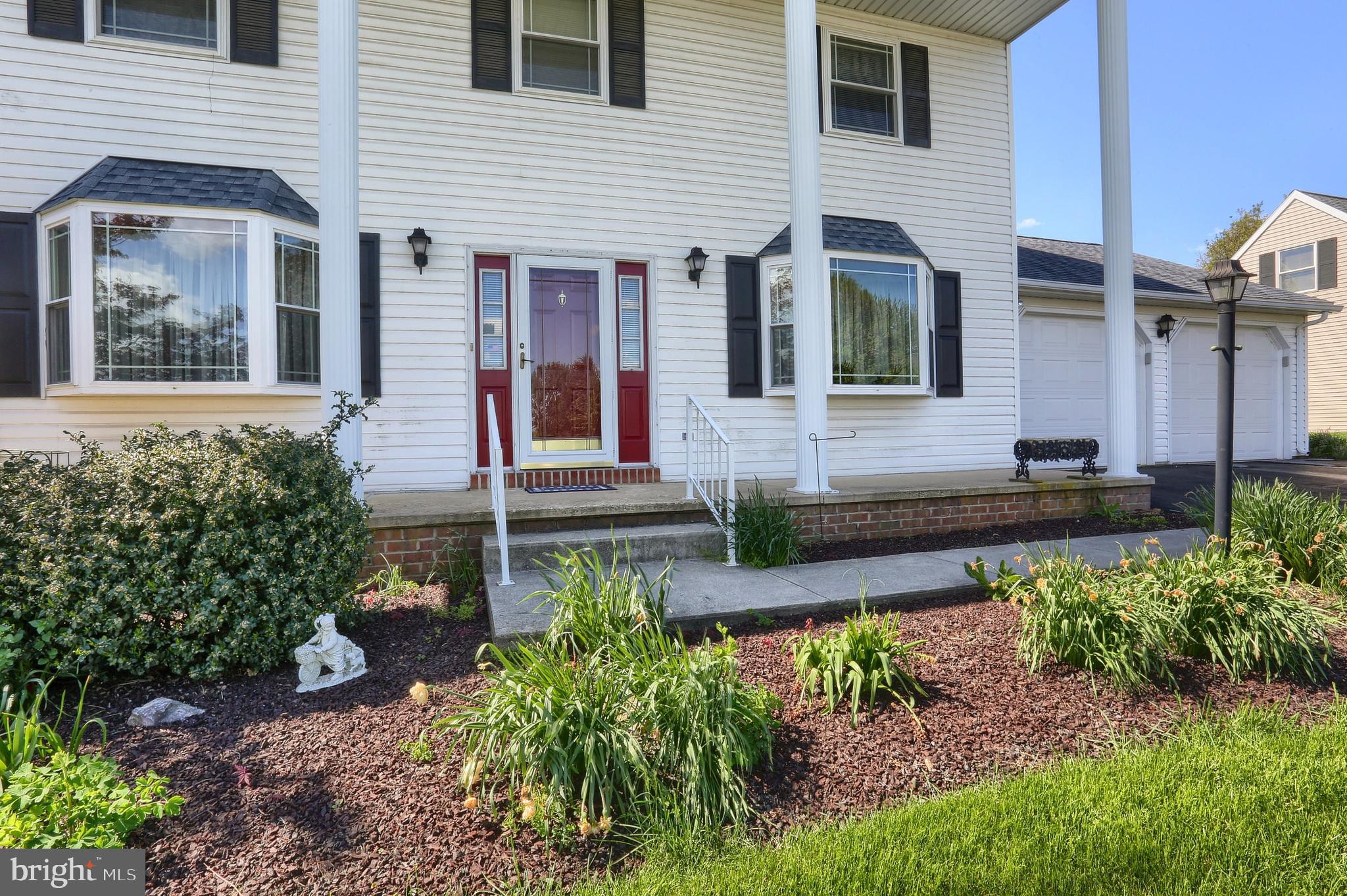 293 Raspberry Road Leola, PA 17540 - Photo 6 of 26 Gallery Image 6
